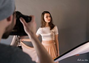 Cách chụp ảnh thời trang trong studio