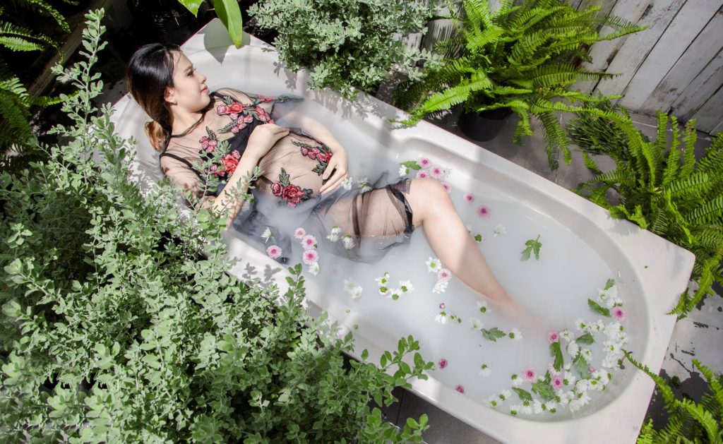Chụp ảnh nghệ thuật cho mẹ bầu