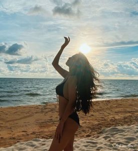 mẫu ảnh chụp bikini